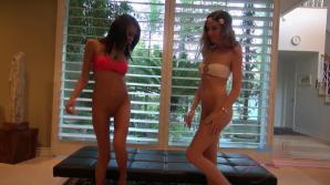 A double beach date with Alison Faye and Janice Griffith